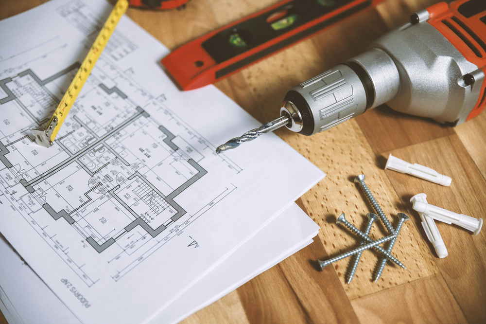house construction plans and power tools