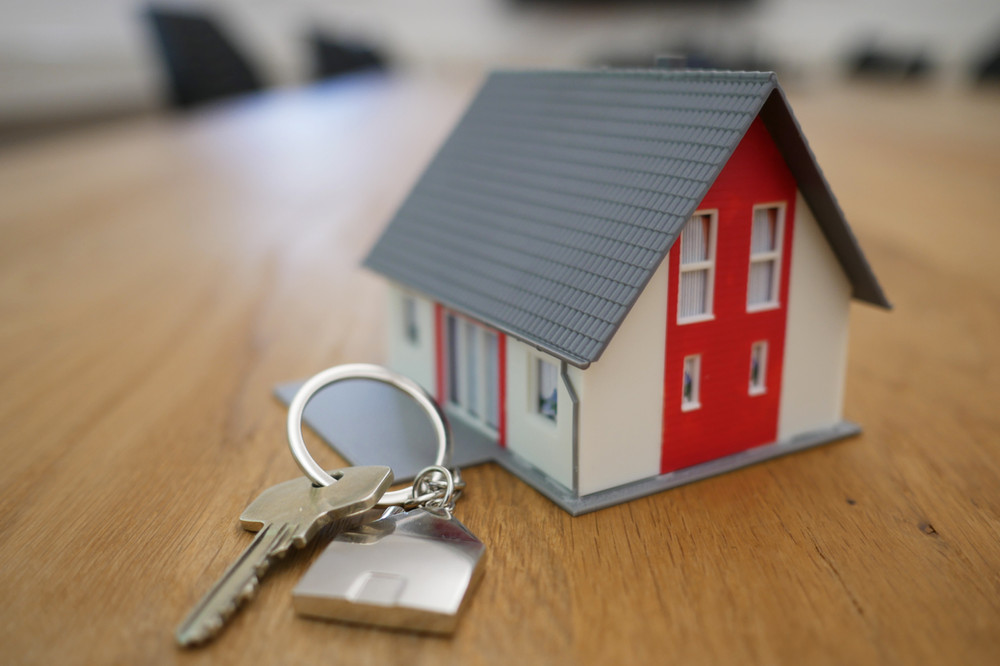 house keys on a desk